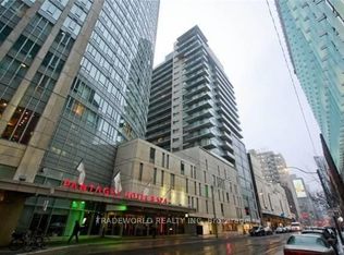 210 Victoria St #3707-C08, Toronto, ON M5B 2R3