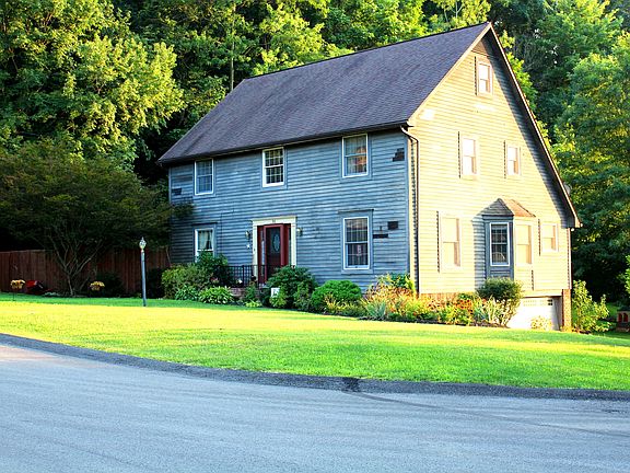 Front corner view