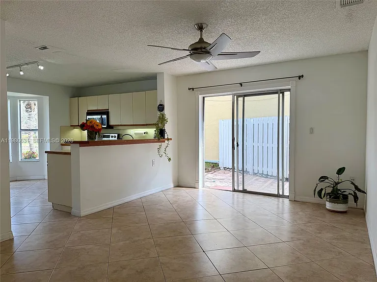 12619 NW 11th Pl — Photo 10