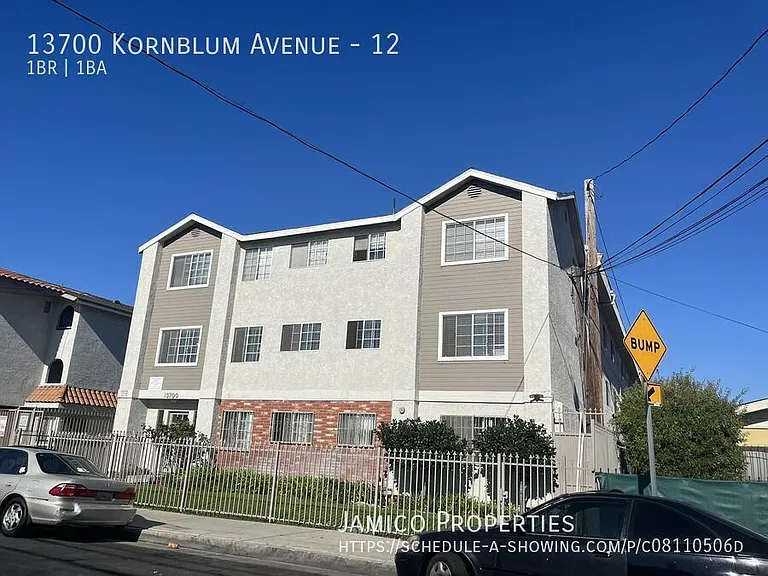 13700 Kornblum Ave #12 — Photo 3