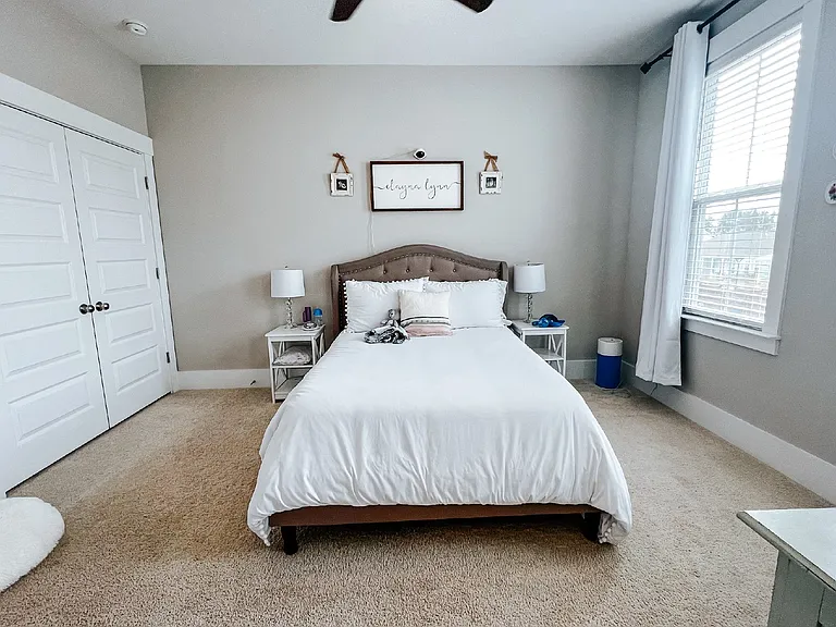 393 Oak Park St — Photo 32