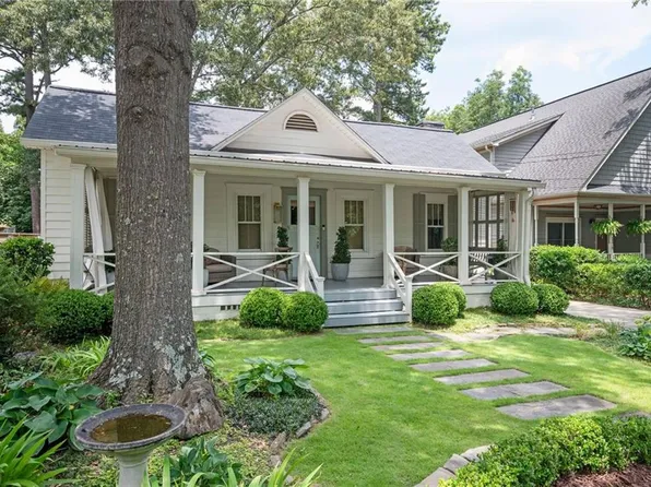 1657 Laurel Ave NW, Atlanta, GA 30318