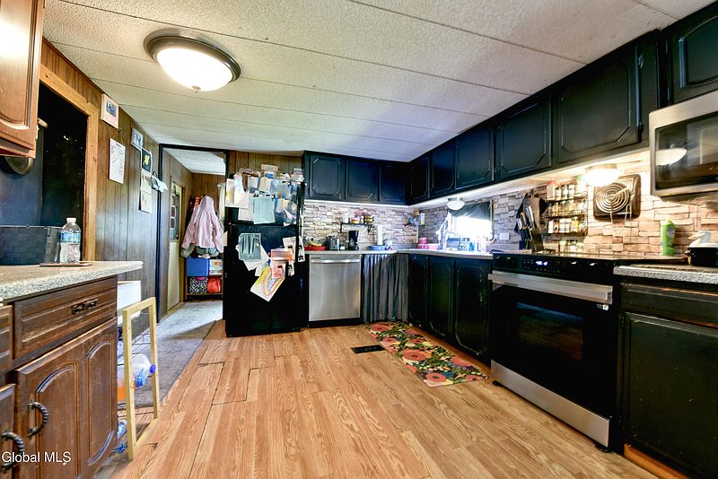 3rd image of 3111 Birchton Road