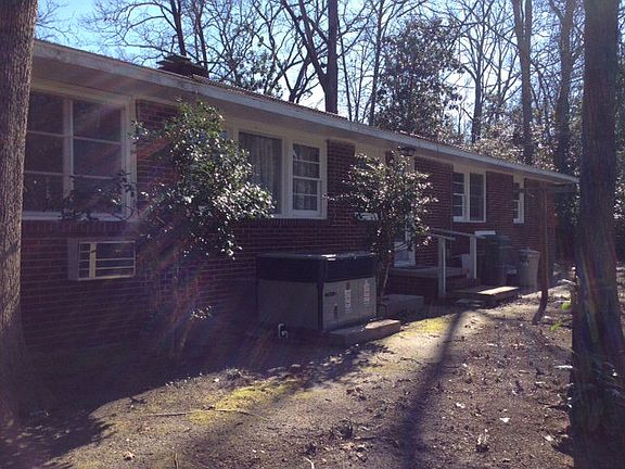 2nd image of 1600 Sherwood Pl SE