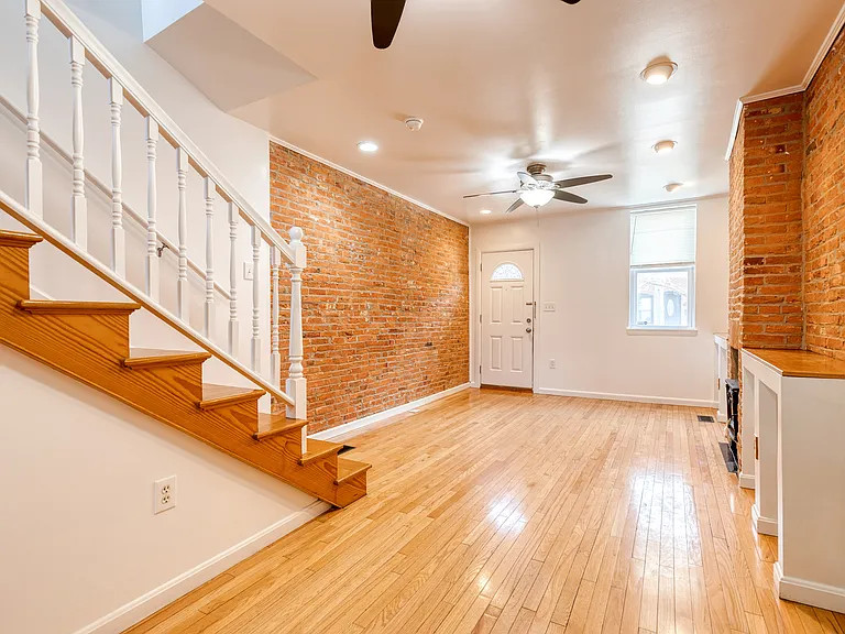 1608 S Hanover St — Photo 5