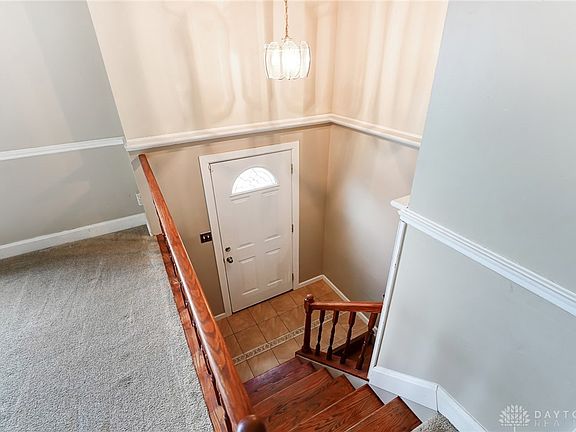 3rd image of 4950 Appleridge Ct