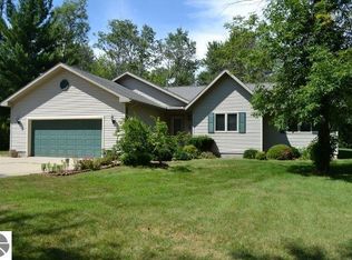 5919 E Valley Rd, Mount Pleasant, MI 48858