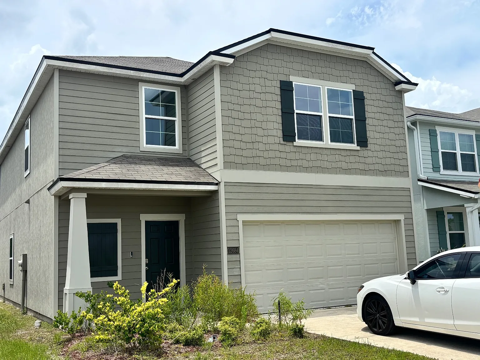 1 bed, 1.0 bath, 2604 sqft, $1,000 — Photo 1