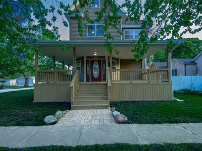 215 E Sale St, Tuscola, IL, 61953