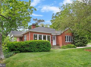 706 W Middle St, Gettysburg, PA 17325