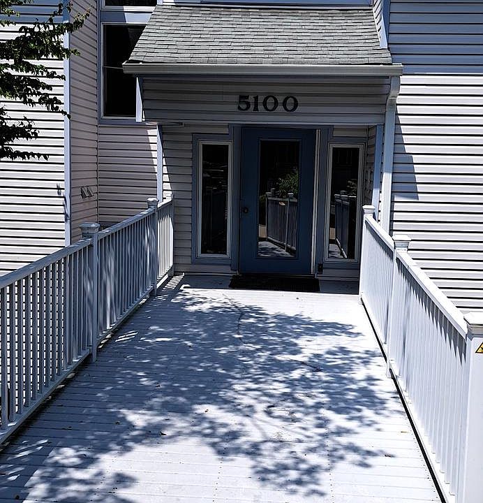 1st image of 5111 Diana Dr