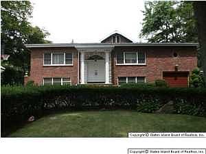 1st image of 215 Meisner Ave