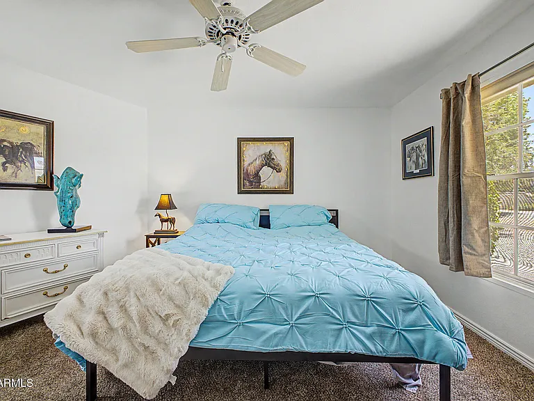 10454 W Palmeras Dr — Photo 21