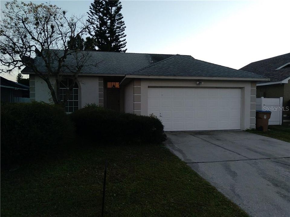 1st image of 787 Country Woods Cir