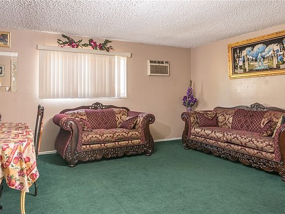 4th image of 11531 Vanport Ave