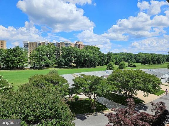 4th image of 15121 Glade Dr #13-3E