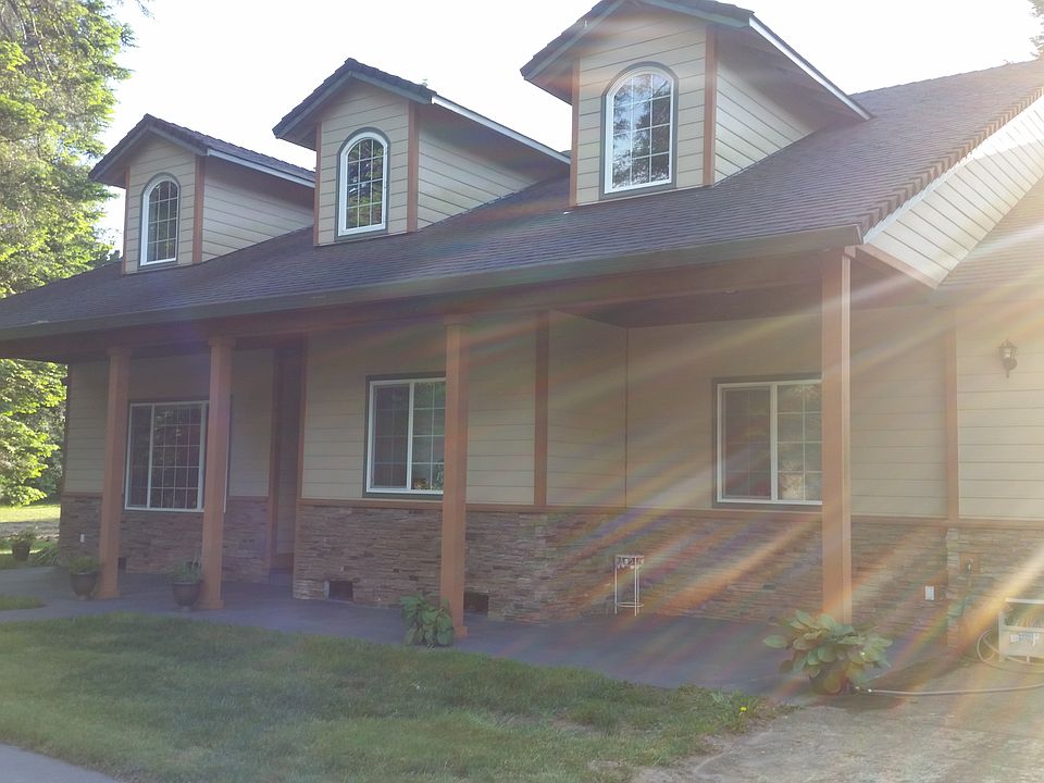 1st image of 3002 Windsong Dr