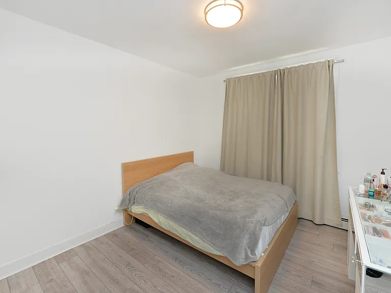 6 Glen St #1 — Photo 8