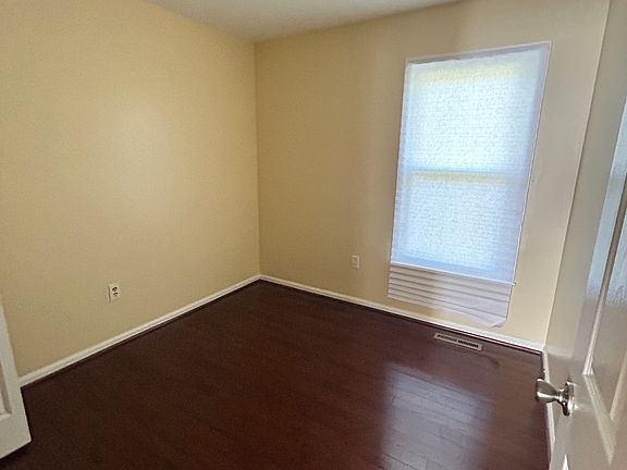 3rd image of 14142 Angelton Ter