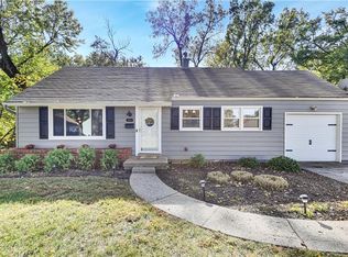 6611 W 73rd St, Overland Park, KS 66204