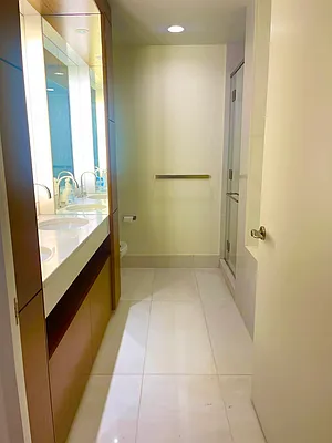 Rented by Keller Williams NYC | media 4