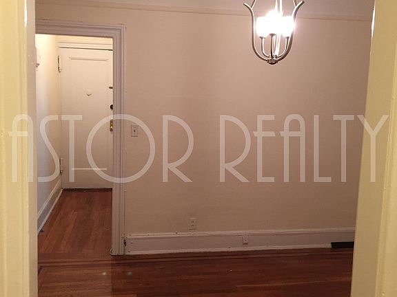 2nd image of 3035 34th St APT A4