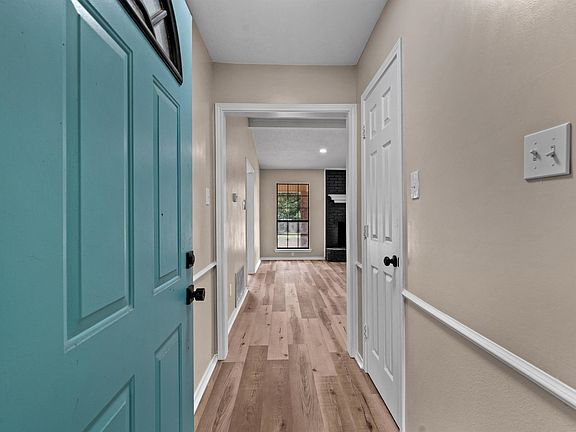 3rd image of 17916 E Fm 1797