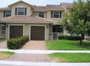 3195 Fairway Cir, Davie, FL 33328