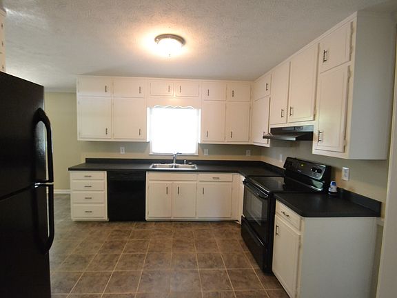 5th image of 2342 Westridge Dr