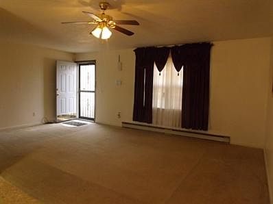 2nd image of 905 Speciality Dr