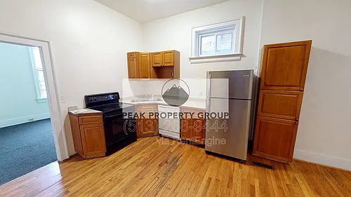 2431 Vine St Photo 1