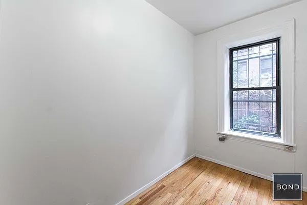 Rented by Bond New York | media 6