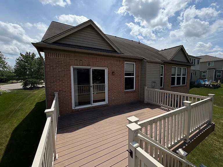 7576 Abigail Dr — Photo 17