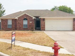 532 Brandy Ct, Saginaw, TX 76179