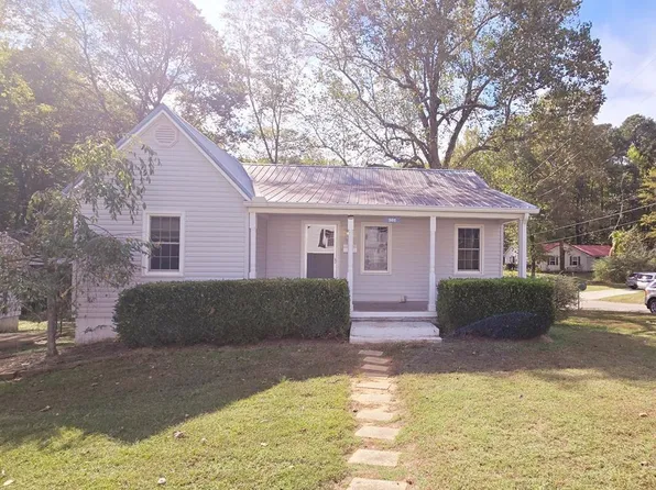 301 Pierce St, Paris, TN 38242