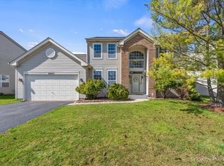 6843 Highgate Rd, Carpentersville, IL 60110