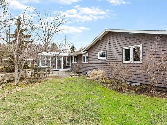 4th image of 202 Ardsley Dr