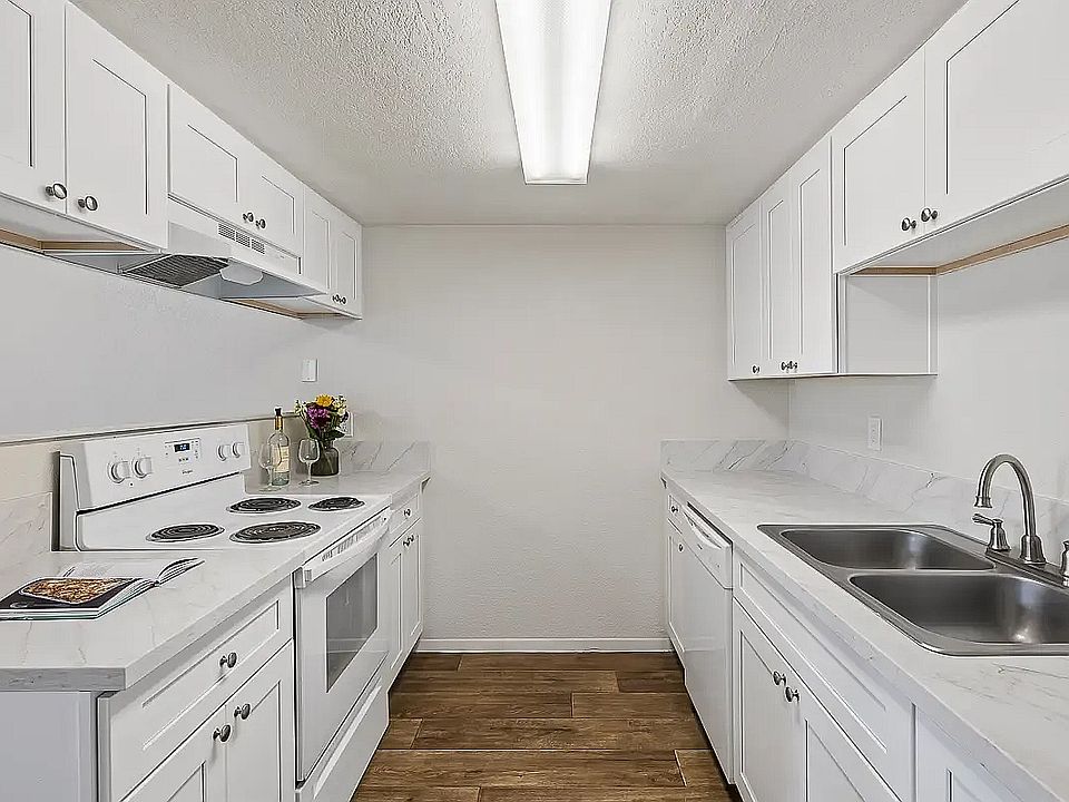 Modern, Renovated Kitchen at Camelot Apartments
