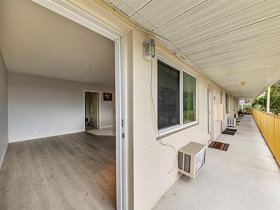 3rd image of 11 SW 4th Avenue #10