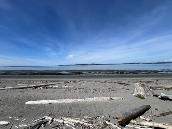 8668 NE Point No Point Road, Hansville, WA 98340