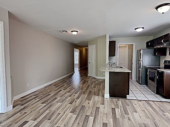 3rd image of 14843 Astrolyn St