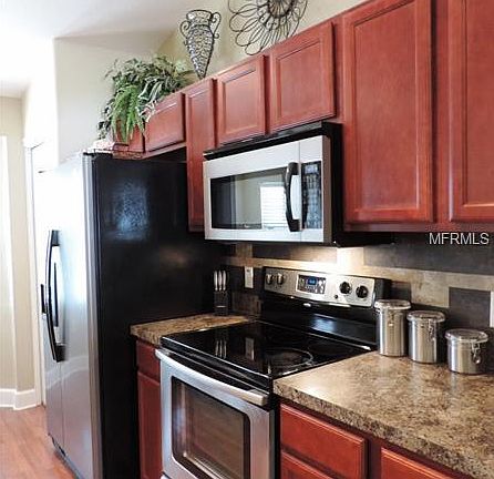 5th image of 1828 Williamsburg Dr