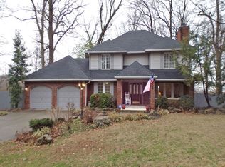 115 Hendron Hills Dr, Vincennes, IN 47591
