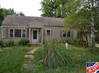 313 W 3rd St, Onaga, KS 66521