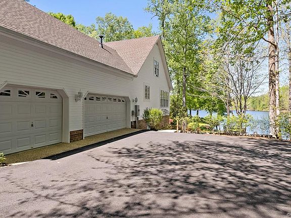 5th image of 8336 Kintail Dr