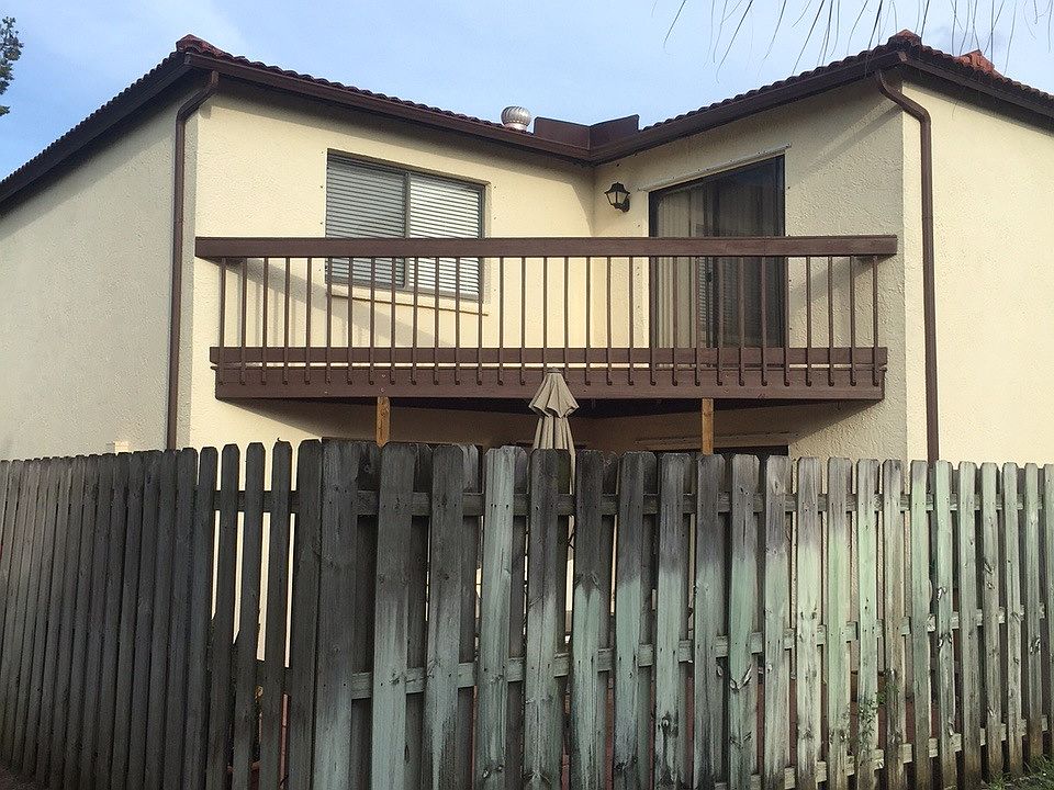 1st image of 3270 Sand Ct