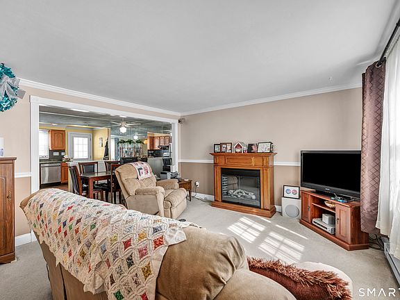 3rd image of 1789 Foxon Road APT 5D