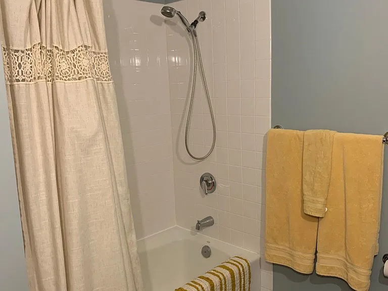 1420 NW Lovejoy St #611 — Photo 5