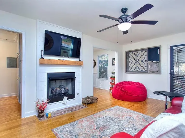 3301 Old Jonesboro Rd — Photo 2