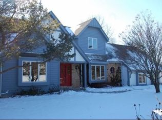 10004 N Concord Dr, Mequon, WI 53097